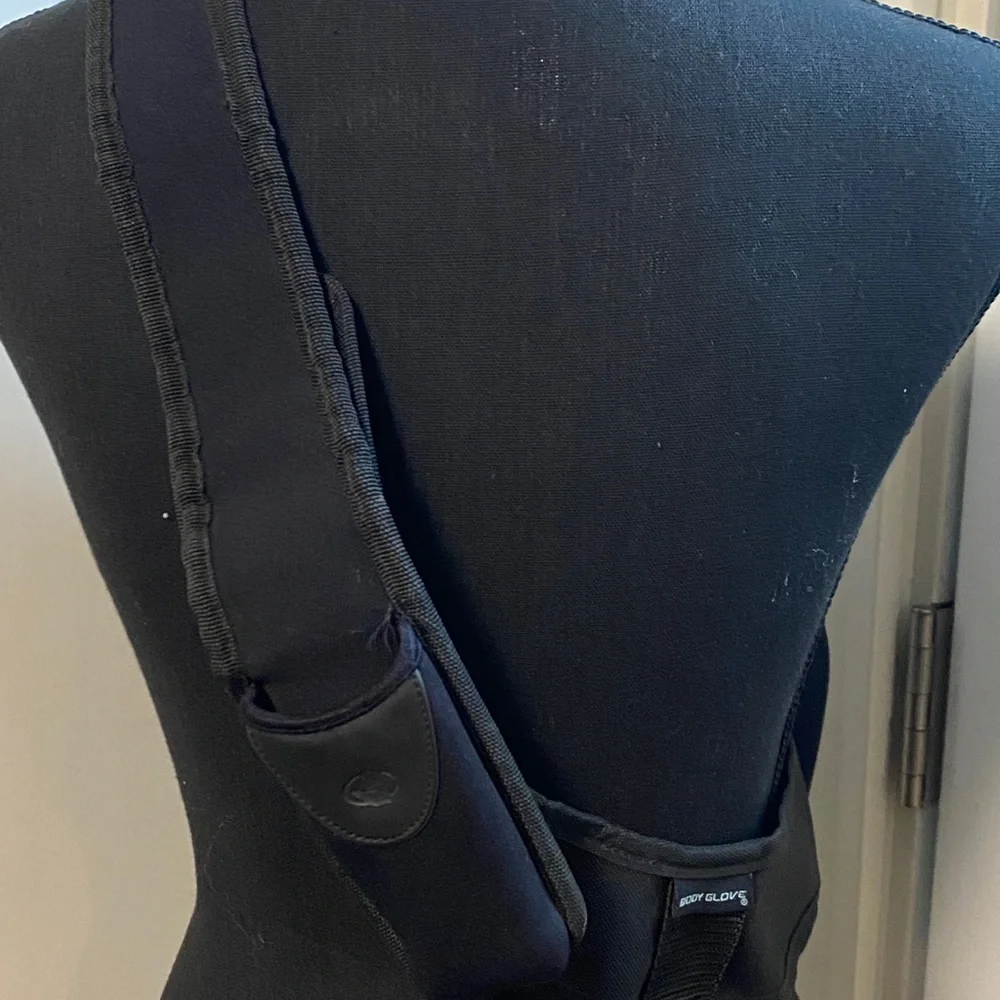 Body glove Velcro swim sport crossbody - Picture 4 of 5